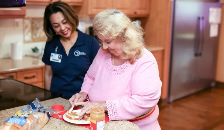 lady making a sandwich for rehab