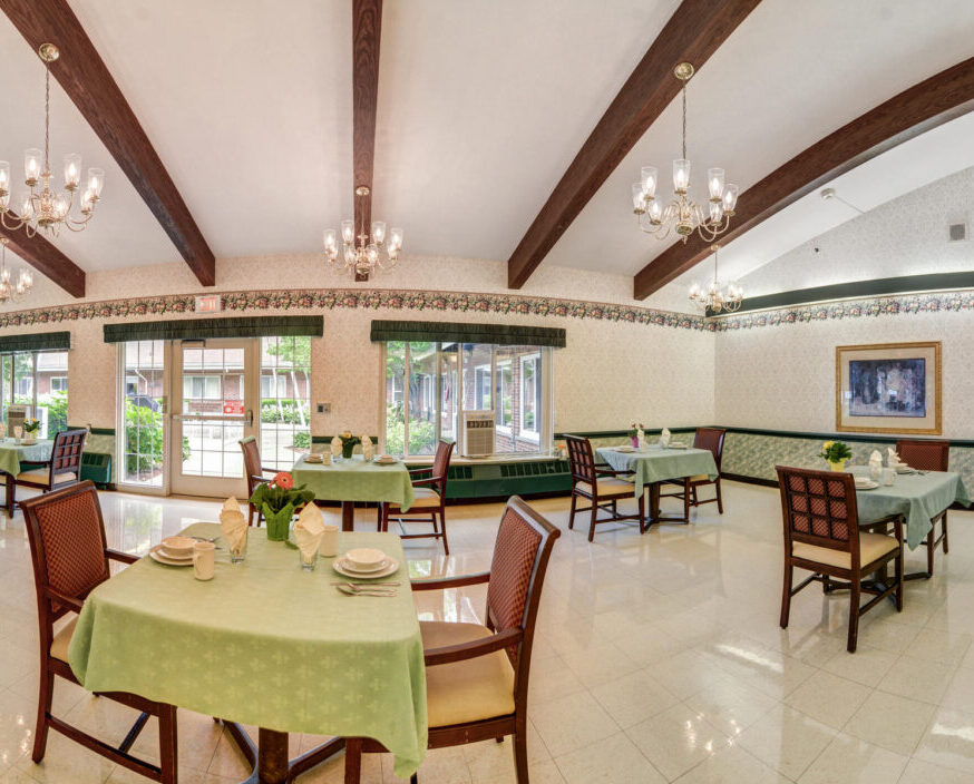 Dearborn Heights dining room