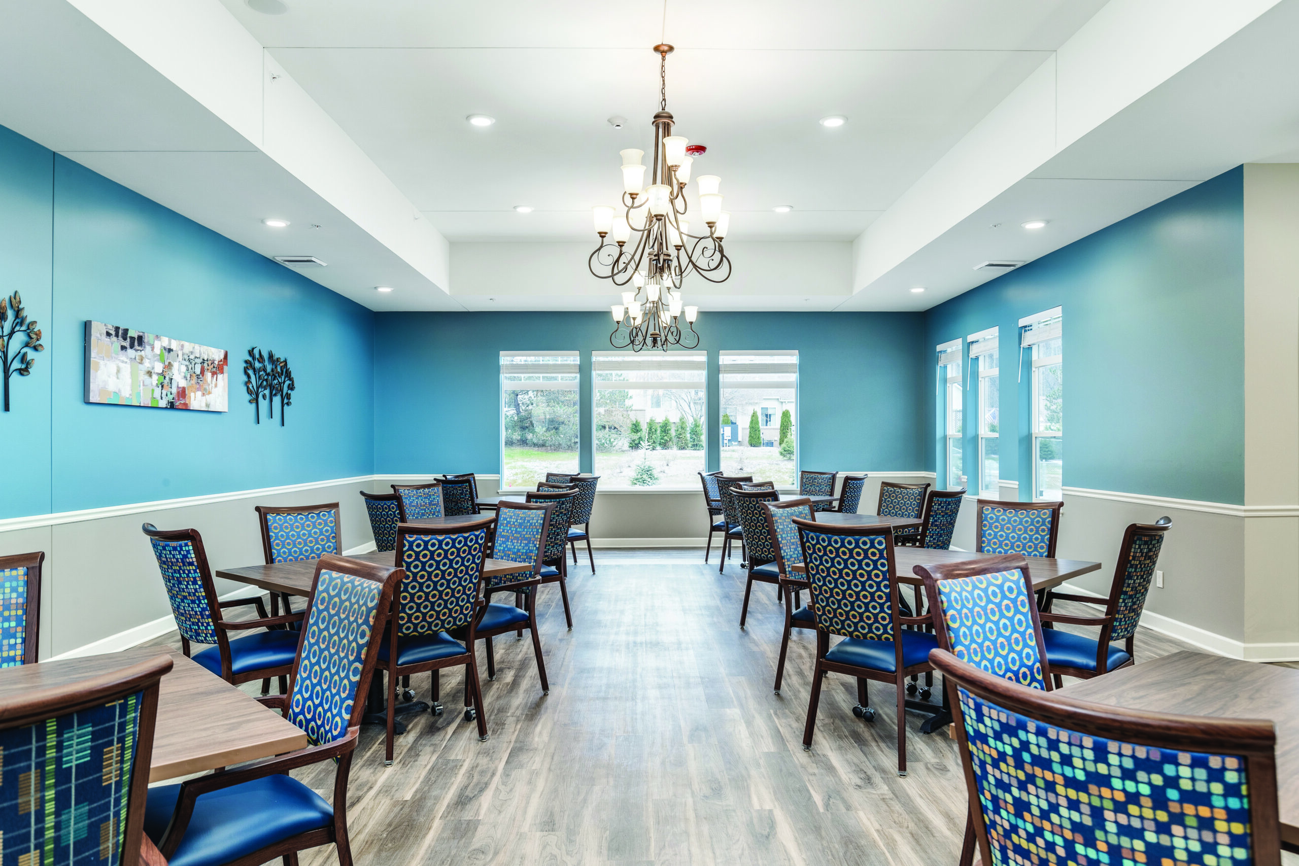 Milford senior living dining room